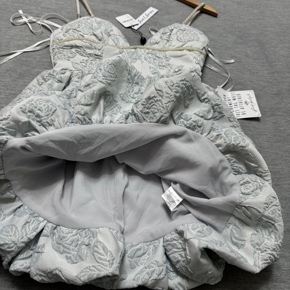 FOR LOVE & LEMONS sz XS Lydia Party Dress in Ice Blue - Picture 14 of 16